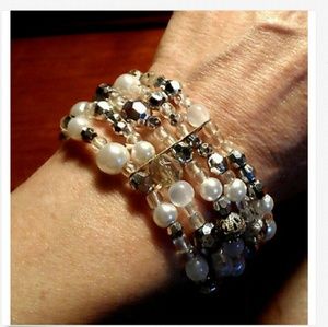 Victorian Barroque Beaded Bracelet Silver White